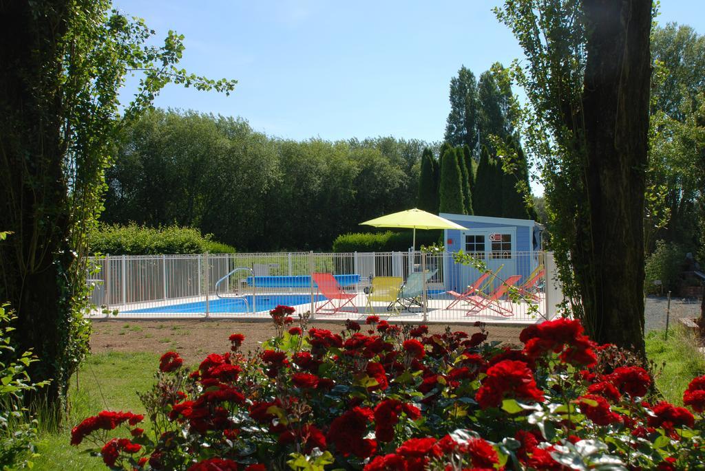 Camping Les Tournesols Sillé-le-Guillaume المظهر الخارجي الصورة