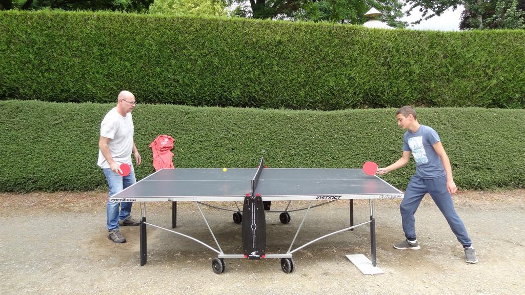 Camping Les Tournesols Sillé-le-Guillaume المظهر الخارجي الصورة