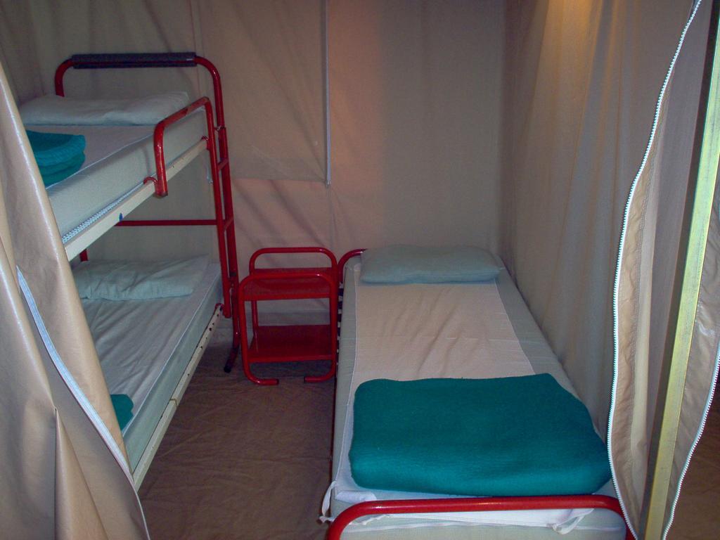 Camping Les Tournesols Sillé-le-Guillaume المظهر الخارجي الصورة
